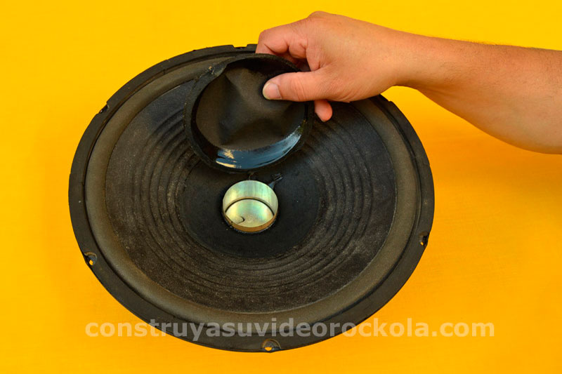 retire el tapa polvo retire el tapa polvo