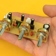 Control de Volumen y Tonos Super Compacto